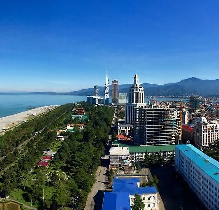 Nellie'S Apartment Batumi Ngoại thất bức ảnh