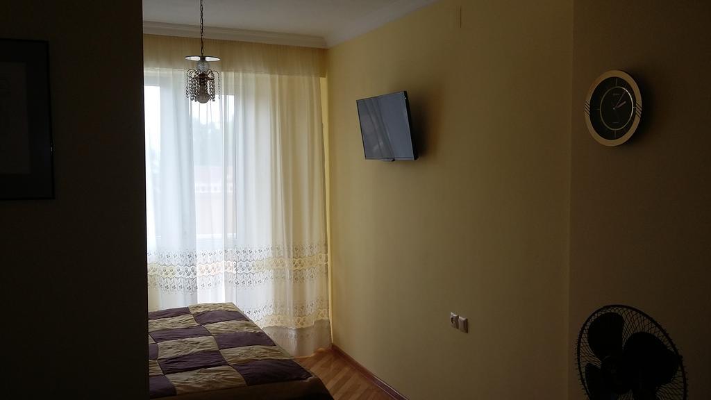 Nellie'S Apartment Batumi Ngoại thất bức ảnh