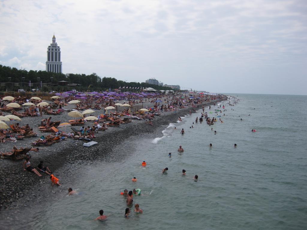 Nellie'S Apartment Batumi Ngoại thất bức ảnh