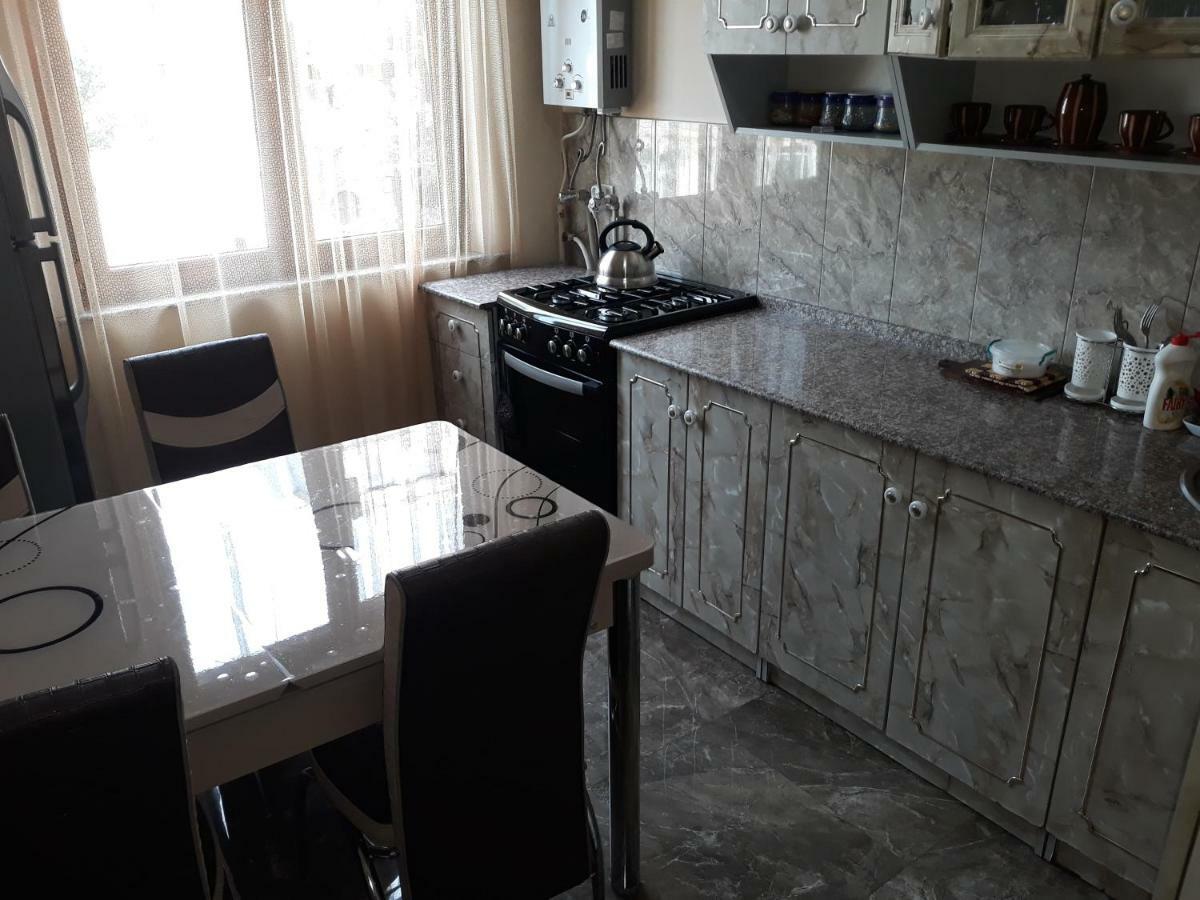 Nellie'S Apartment Batumi Ngoại thất bức ảnh